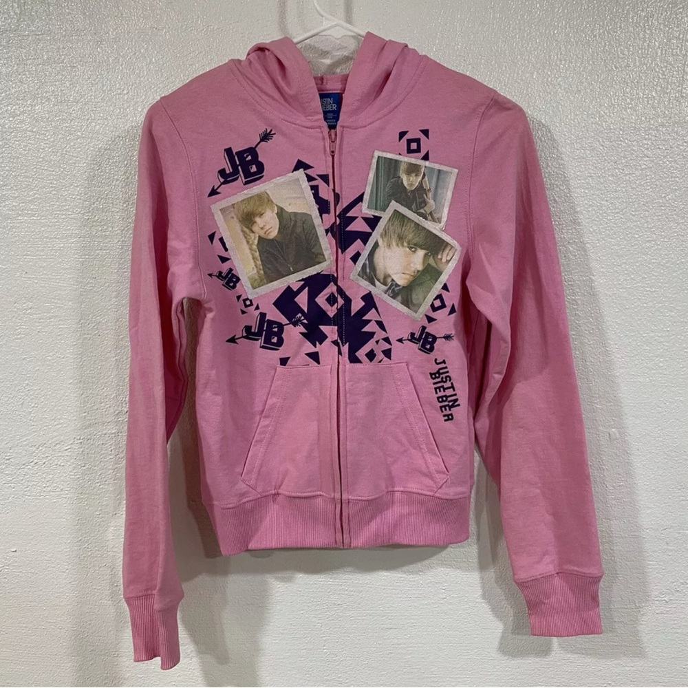 Young Justin Bieber Photo Hoodie WOMENS SMALL Youth Size 14-16 -22x16